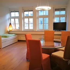 apt-next-to-nuremberg-central-station-fair-10min.com-bavaria.com/