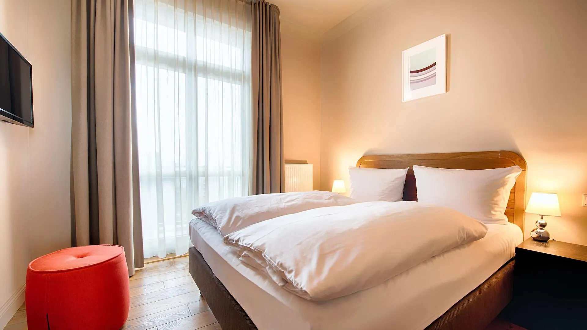 Hotel Mondrian Suites Berlin am Checkpoint Charlie