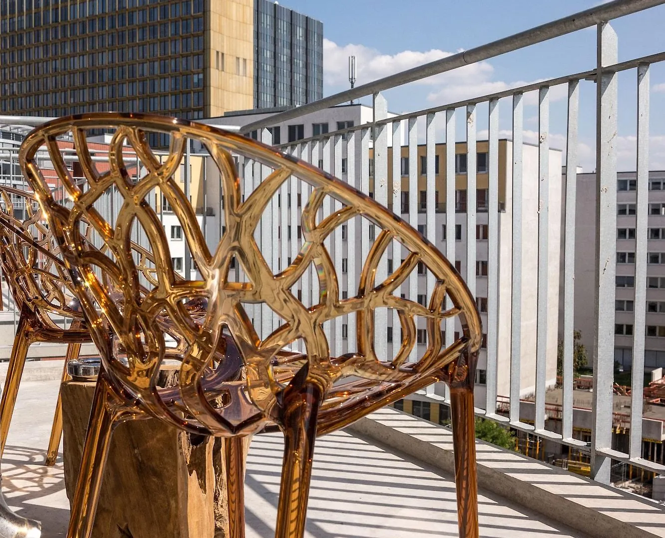 **** Hotel Mondrian Suites Berlin am Checkpoint Charlie Deutschland