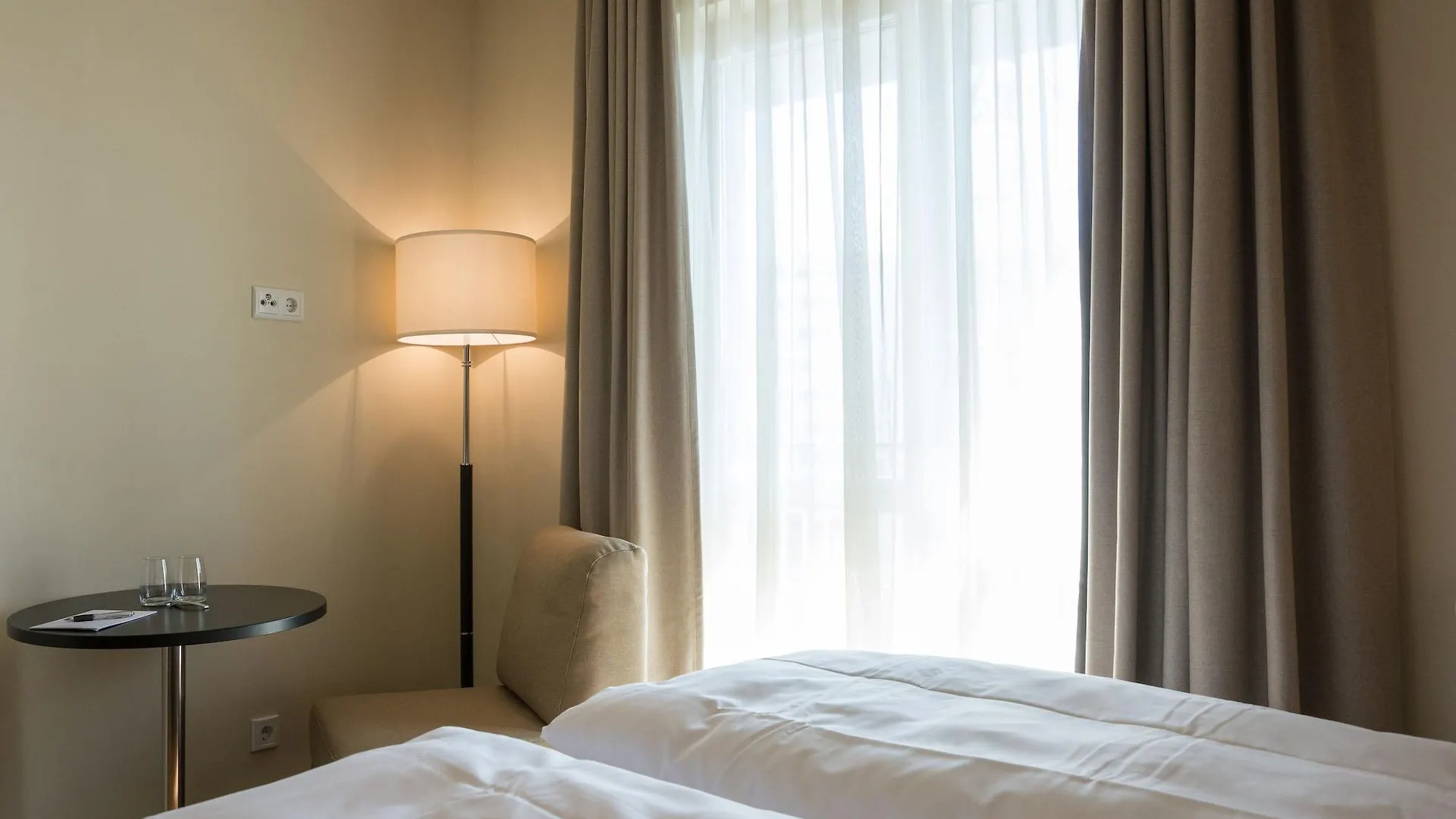 Mondrian Suites Berlin am Checkpoint Charlie 4*,  Deutschland