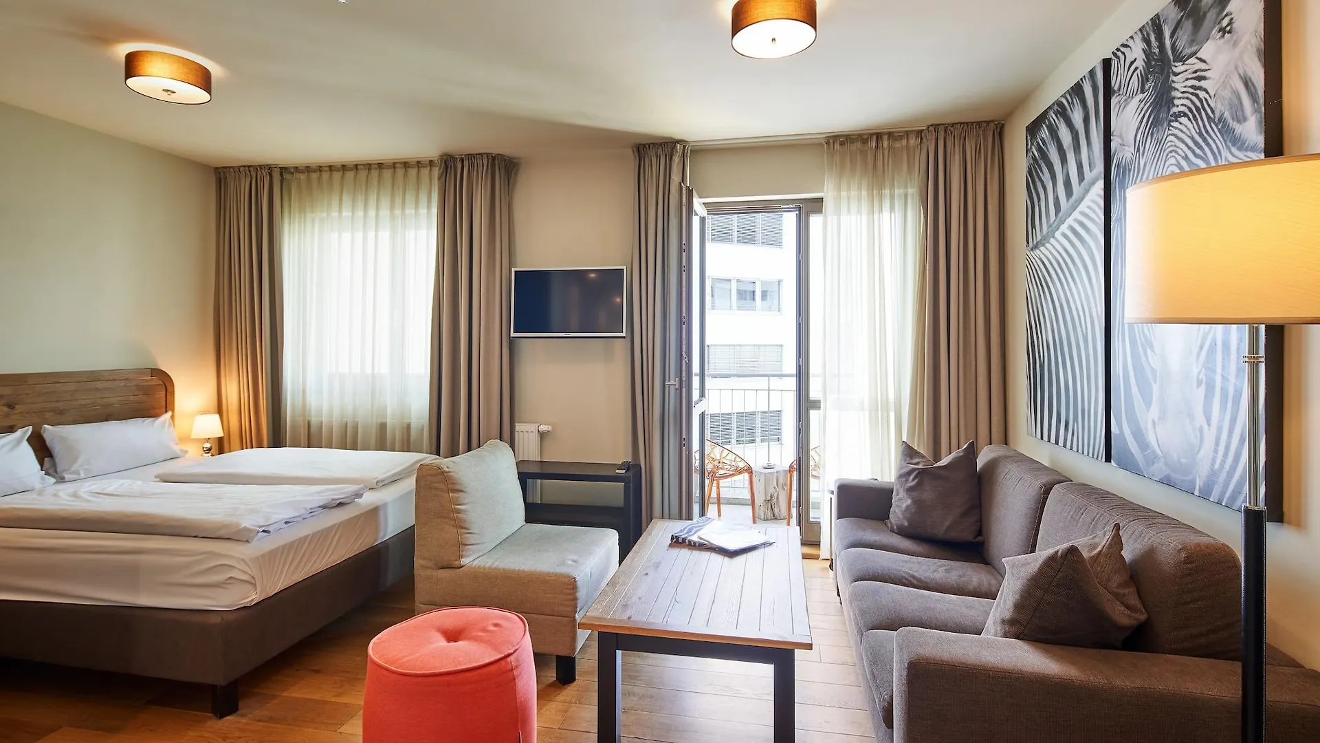 Mondrian Suites Berlin am Checkpoint Charlie