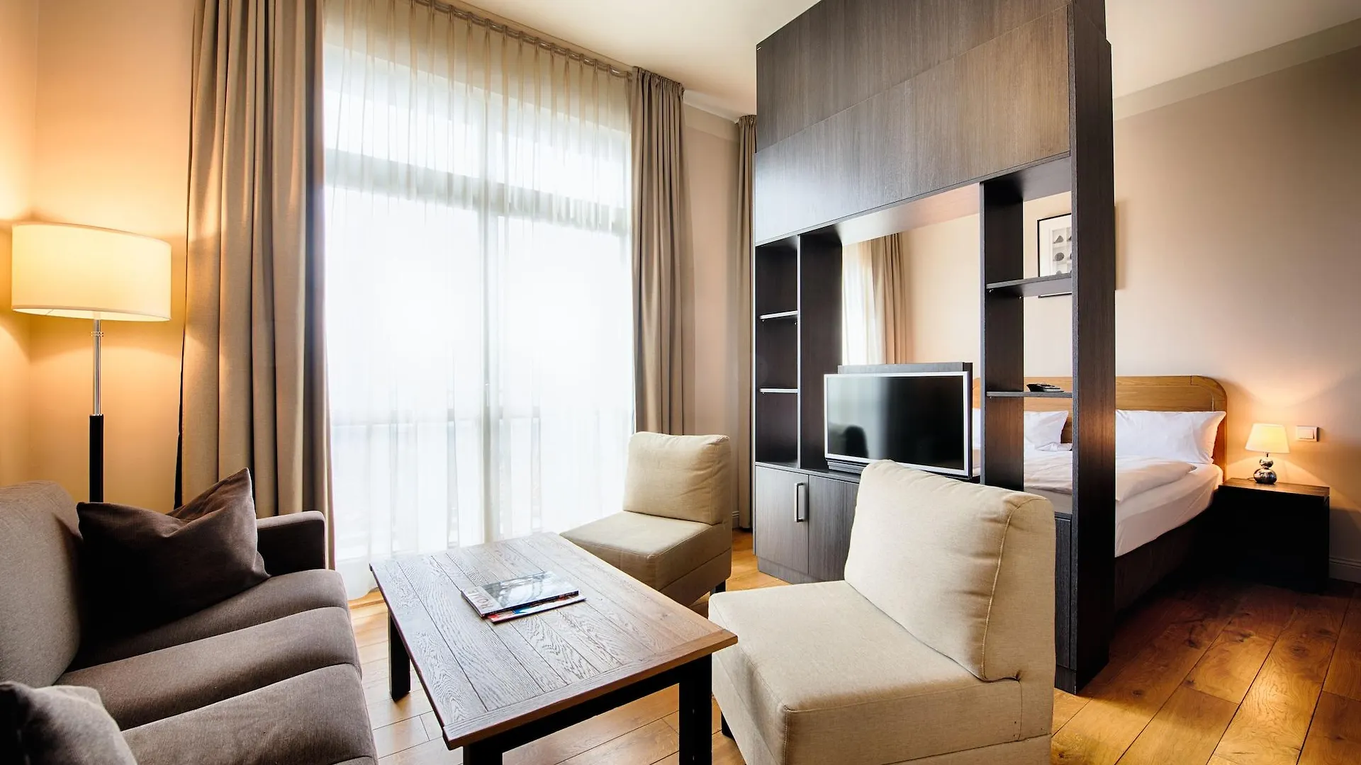 Hotel Mondrian Suites Berlin am Checkpoint Charlie