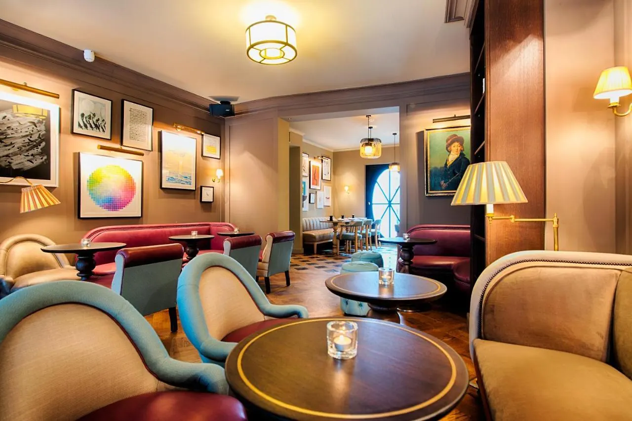 Mondrian Suites Berlin am Checkpoint Charlie 4*,