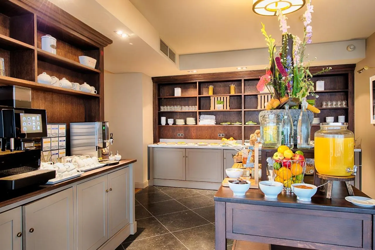 Hotel Mondrian Suites Berlin am Checkpoint Charlie