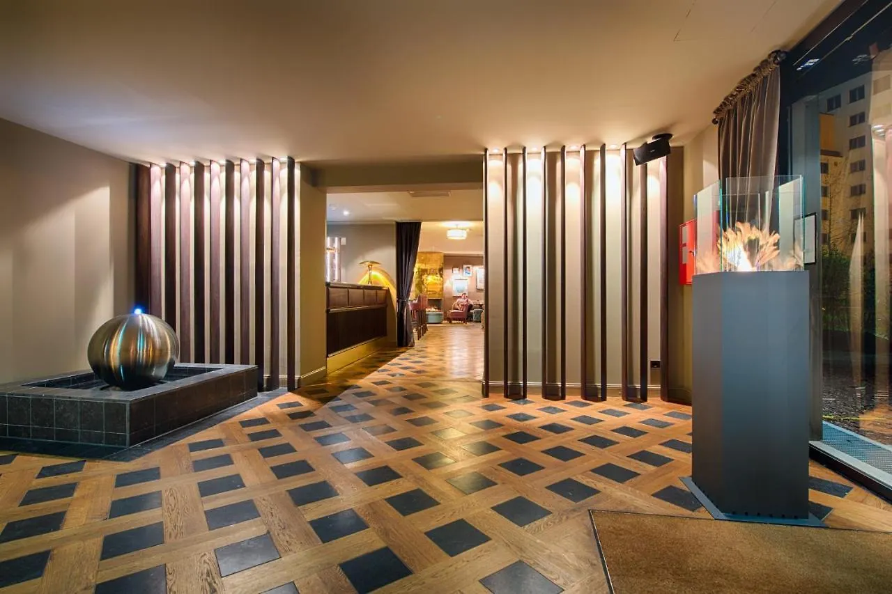 Mondrian Suites Berlin am Checkpoint Charlie Hotel