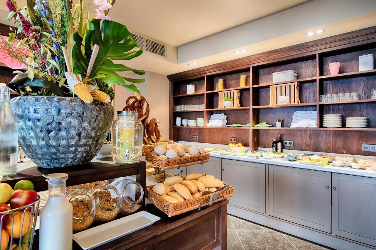 מלון Mondrian Suites Berlin Am Checkpoint Charlie