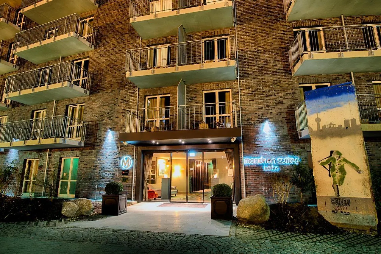 **** מלון Mondrian Suites Berlin Am Checkpoint Charlie גרמניה